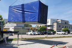 Nach vielen Monaten der Planung sehen wir unsere erste Box an ihrem finalen Standort
